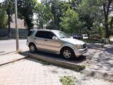 Mercedes-Benz ML 320 2000 годаfor3 000 000 тг. в Шымкент – фото 2