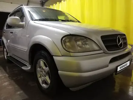 Mercedes-Benz ML 320 2000 года за 3 000 000 тг. в Шымкент – фото 5