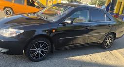Toyota Camry 2004 года за 5 300 000 тг. в Семей