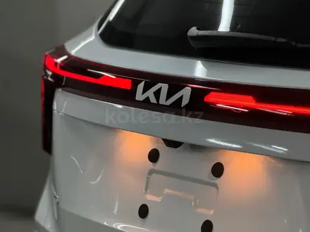 Kia Seltos Luxe 2WD 2023 года за 10 300 000 тг. в Шымкент – фото 12
