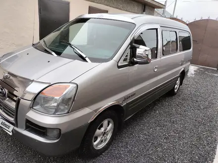 Hyundai Starex 2004 года за 5 000 000 тг. в Астана – фото 2