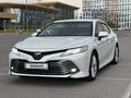 Toyota Camry 2020 года за 17 500 000 тг. в Астана
