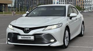 Toyota Camry 2020 года за 17 500 000 тг. в Астана