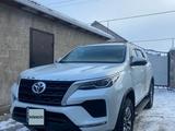 Toyota Fortuner 2023 годаfor25 000 000 тг. в Алматы