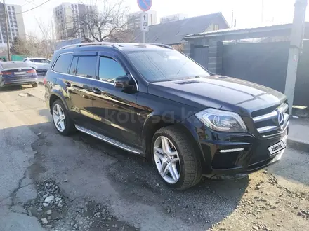 Mercedes-Benz GL 400 2016 года за 23 000 000 тг. в Алматы – фото 12