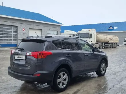 Toyota RAV4 2015 годаүшін11 000 000 тг. в Уральск – фото 7