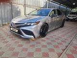 Toyota Camry 2022 годаүшін10 500 000 тг. в Алматы