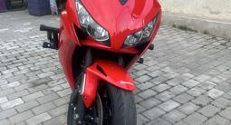 Honda  CBR 1000 RR/RA Fireblade 2008 года за 4 500 000 тг. в Уральск – фото 4