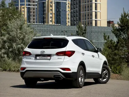 Hyundai Santa Fe 2017 года за 10 300 000 тг. в Караганда – фото 5