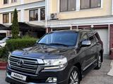 Toyota Land Cruiser 2016 года за 32 000 000 тг. в Алматы – фото 2