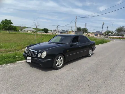 Mercedes-Benz E 230 1996 года за 2 200 000 тг. в Шымкент – фото 11