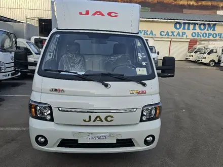 JAC  X6 2025 года за 10 800 000 тг. в Алматы – фото 3