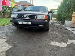 Audi 100