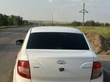 ВАЗ (Lada) Granta 2190 2015 года за 2 000 000 тг. в Атырау – фото 5