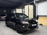 Lexus LX 570 2019 годаүшін48 000 000 тг. в Туркестан