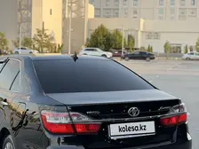 Toyota Camry, 2016