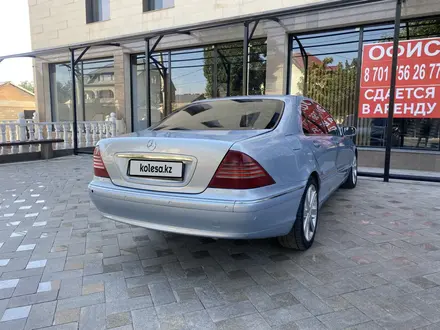 Mercedes-Benz S 320 1999 года за 2 700 000 тг. в Шымкент – фото 5