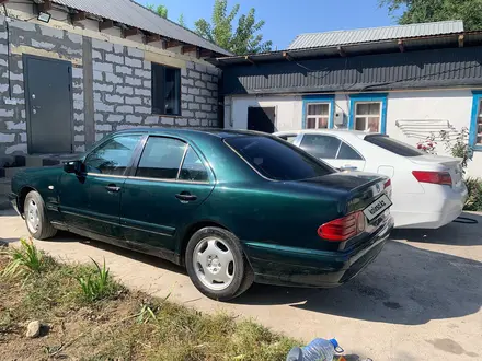 Mercedes-Benz E 230 1996 года за 2 200 000 тг. в Алматы – фото 7