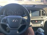 Hyundai Elantra 2017 года за 5 700 000 тг. в Атырау – фото 5