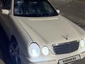 Mercedes-Benz E 320 2000 года за 4 200 000 тг. в Атырау – фото 4