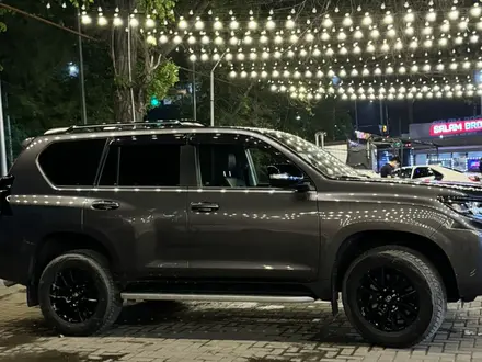 Toyota Land Cruiser Prado 2020 года за 27 000 000 тг. в Алматы – фото 4