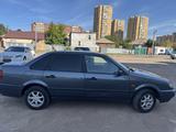 Volkswagen Passat 1994 годаүшін1 000 000 тг. в Астана – фото 4