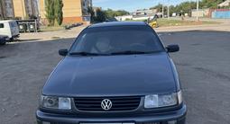 Volkswagen Passat 1994 годаүшін1 000 000 тг. в Астана