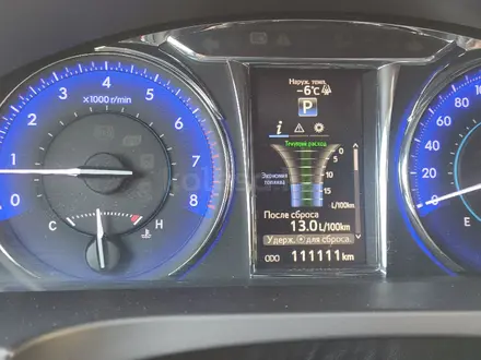 Toyota Camry 2016 годаүшін11 500 000 тг. в Кульсары – фото 6