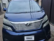 Toyota Vellfire, 2011