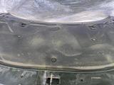 Капот Авенсис-250 за 40 000 тг. в Алматы – фото 4