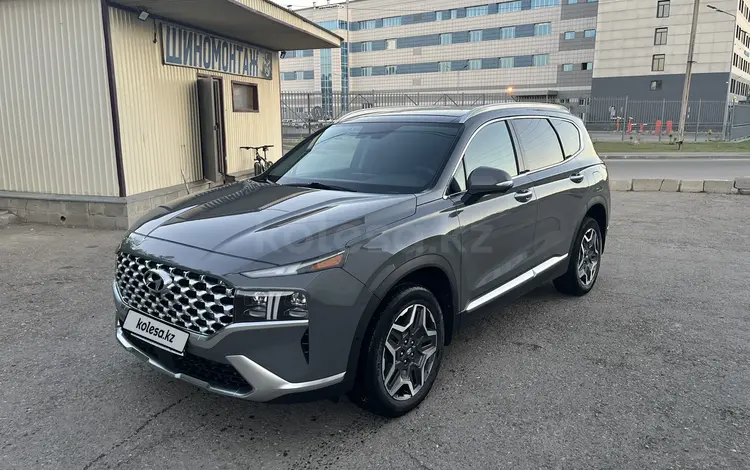 Hyundai Santa Fe 2022 годаfor18 000 000 тг. в Усть-Каменогорск