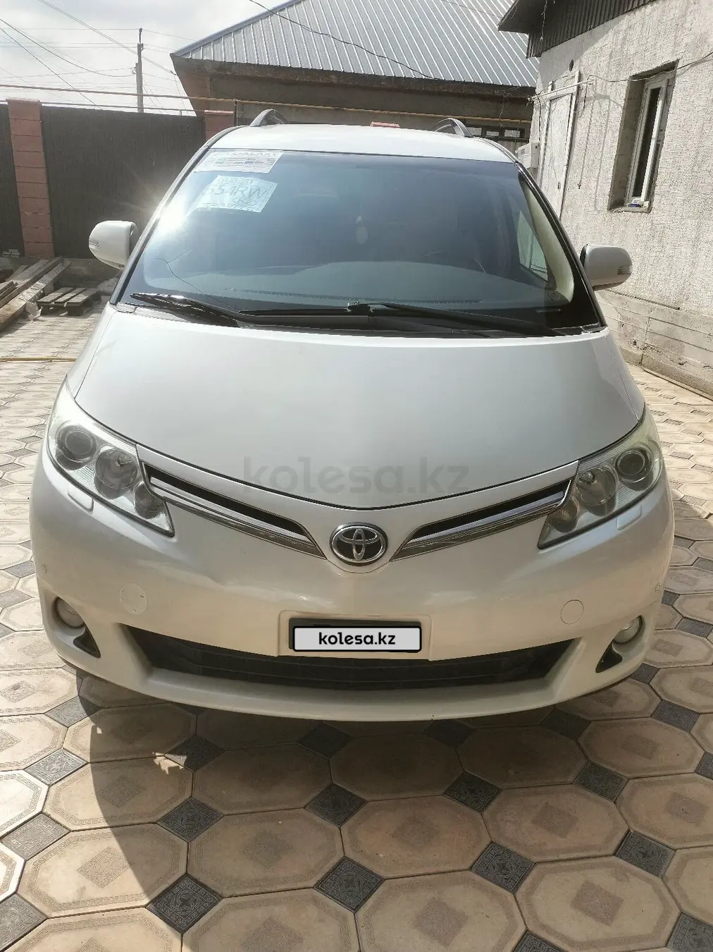 Toyota Previa, 2018