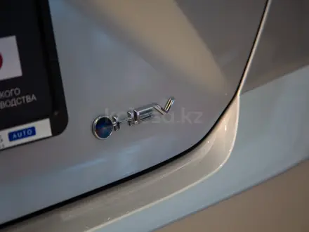 Toyota Camry Luxe eCVT 2026 года за 24 190 000 тг. в Алматы – фото 7