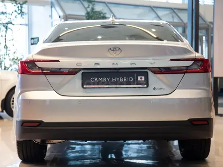 Toyota Camry Luxe eCVT 2026 года за 24 190 000 тг. в Алматы – фото 6