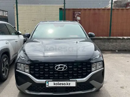 Hyundai Santa Fe 2020 года за 13 200 000 тг. в Алматы – фото 3