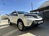 Toyota RAV4 2014 года за 11 000 000 тг. в Атырау