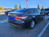 Toyota Camry 2018 годаfor13 700 000 тг. в Астана – фото 3