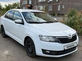 Skoda Rapid 2018 годаүшін2 200 000 тг. в Уральск – фото 2