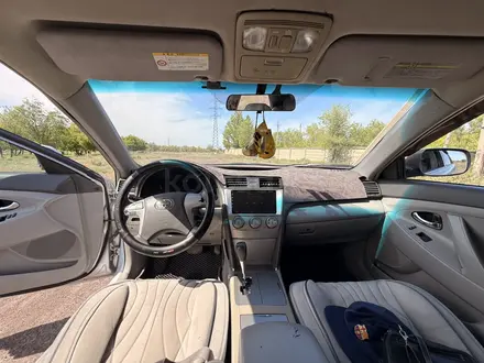 Toyota Camry 2006 года за 4 500 000 тг. в Караганда – фото 9