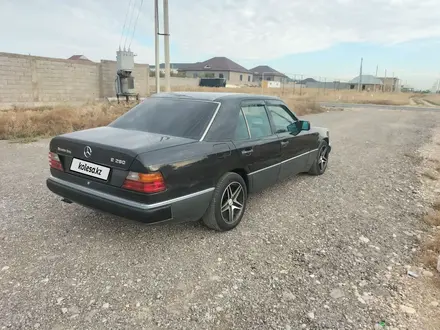 Mercedes-Benz E 280 1992 года за 1 850 000 тг. в Жезказган – фото 5