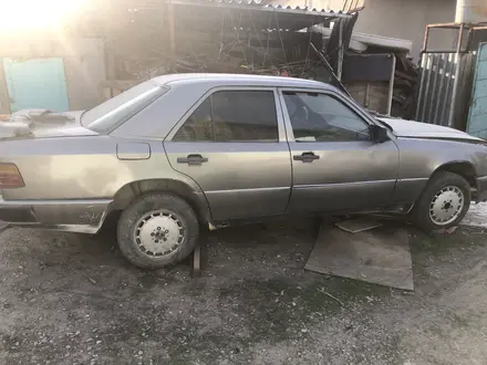 Mazda Cronos 1991 года за 1 500 000 тг. в Алматы – фото 2