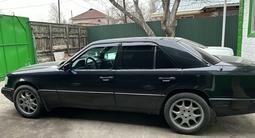 Mercedes-Benz E 280 1993 года за 3 350 000 тг. в Алматы – фото 2