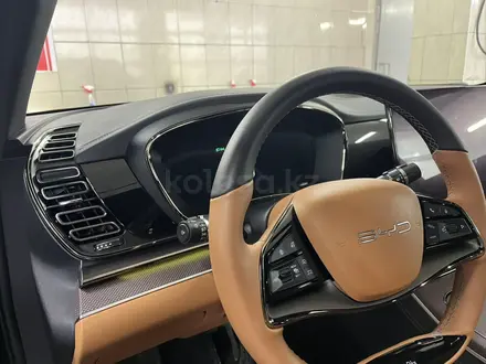 BYD Han 2025 года за 16 000 000 тг. в Алматы – фото 3