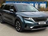 Kia Carnival 2022 года за 18 200 000 тг. в Актобе – фото 4