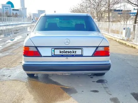 Mercedes-Benz E 230 1991 года за 1 800 000 тг. в Жетысай