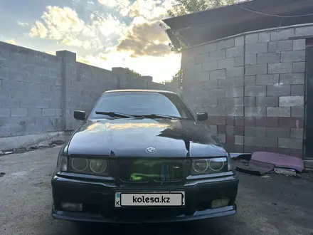 BMW 316 1994 года за 1 000 000 тг. в Алматы