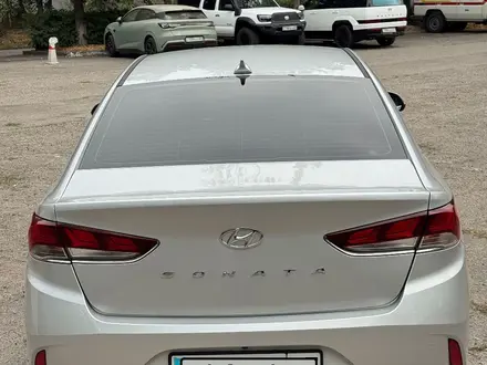 Hyundai Sonata 2017 года за 7 000 000 тг. в Алматы – фото 9