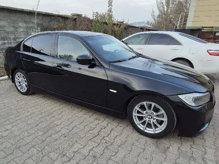 BMW 330 2009 года за 4 500 000 тг. в Алматы – фото 7