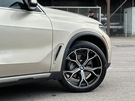 BMW X5 2019 года за 30 000 000 тг. в Алматы – фото 7