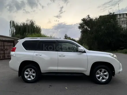 Toyota Land Cruiser Prado 2012 года за 14 900 000 тг. в Алматы